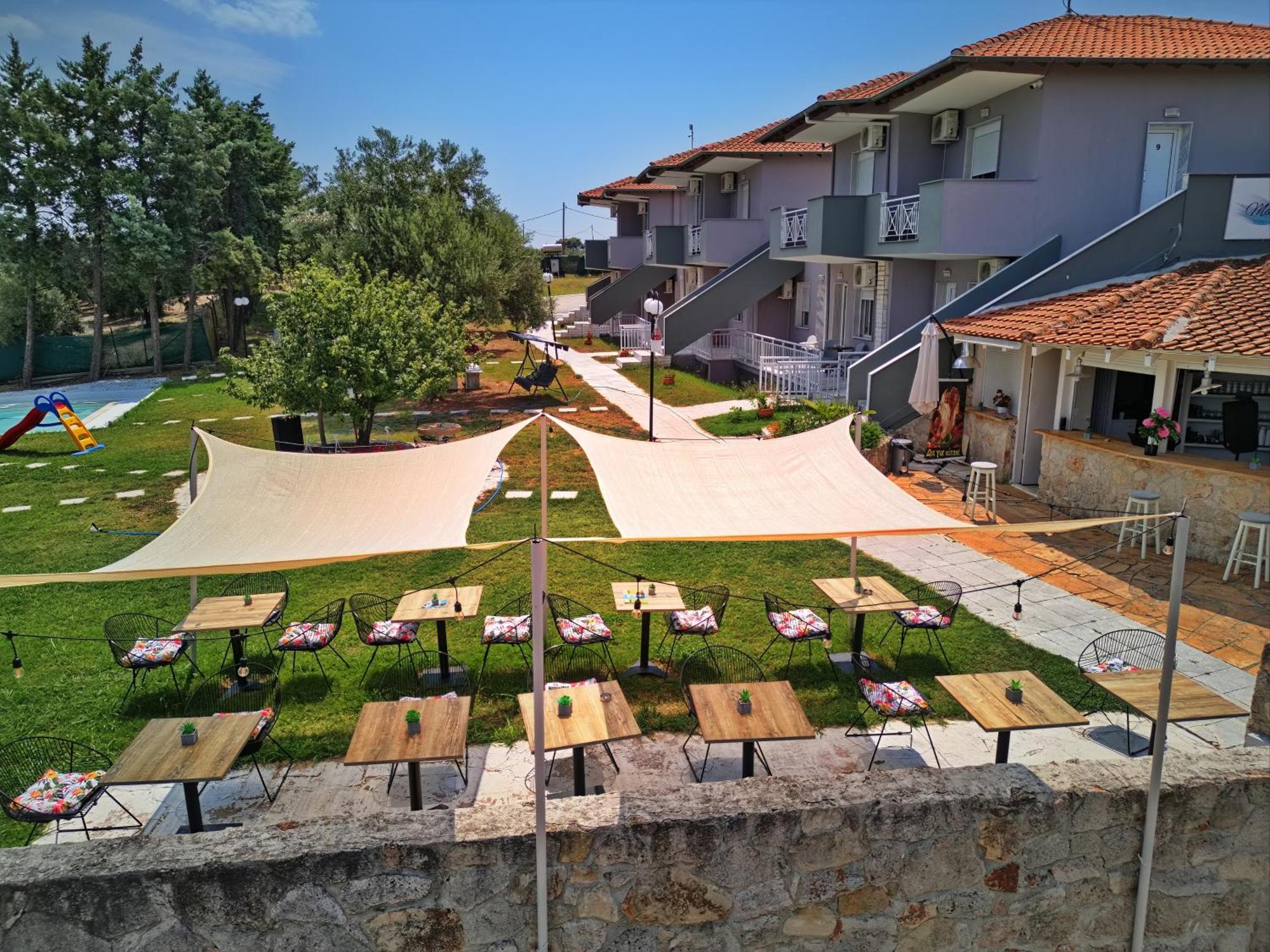 Marele Hills Apartments Nea Fokea Luaran gambar