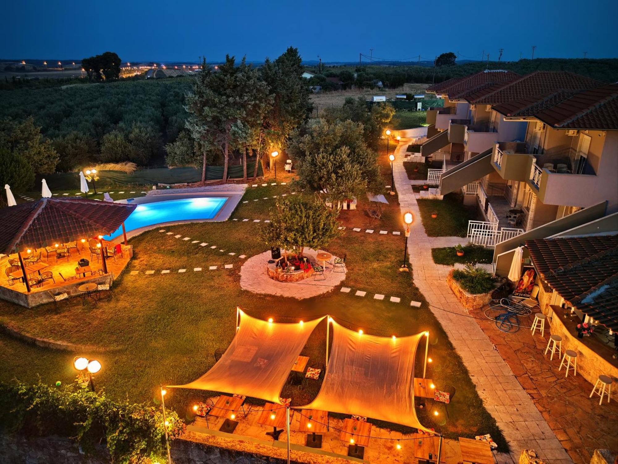 Marele Hills Apartments Nea Fokea Luaran gambar
